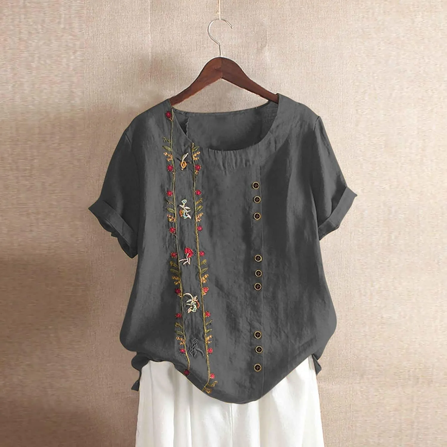 Women's Cotton Linen Shirts Fashion Loose Round Neck Embroidered Tees Loose Ethnic Style Casual Short Sleeve Shirt