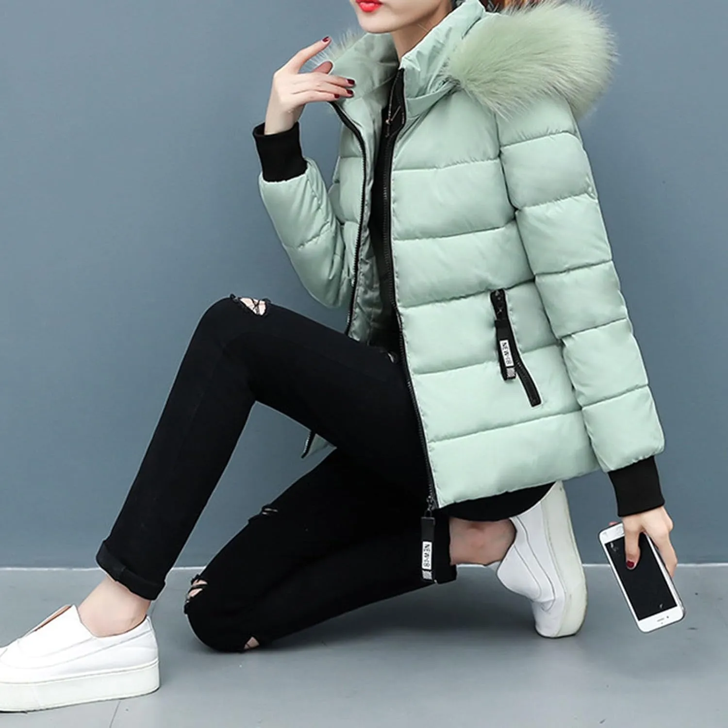 Women's Winter Puffer Coat Hooded Windproof Winter Coat with Recycled Insulation Winter Slim Short Hooded Warm White